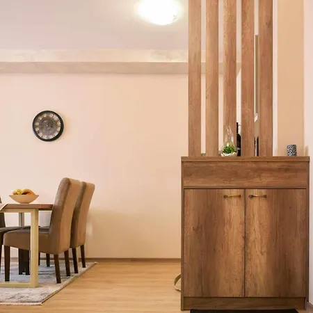 Gondola 109 Apartman