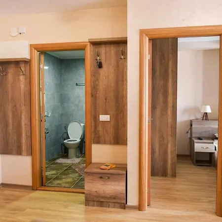 Apartman Gondola 109 *